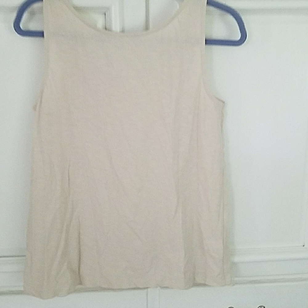 Tank top worn 1 time - Picture 2 of 2